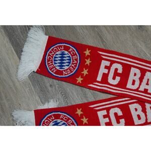FC Bayern Munich Scarf Red Soccer Fan Schal Knit Fringe